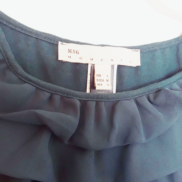 MNG Moments High Neck Ruffle Bib Sleeveless Top EUC sz M - Picture 3 of 6